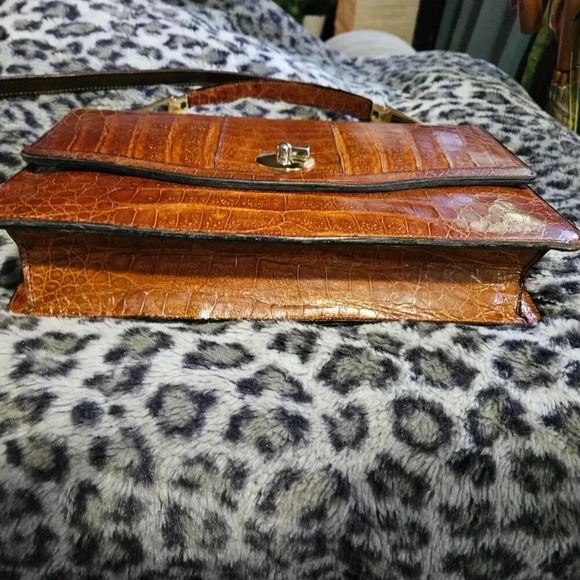 Vintage Rare Venezuelan Leather Animal Pattern Gold  Hardware Shoulder Bag - Picture 8 of 16